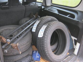 Doblo cargo combi 1.6  77 KW. - 13