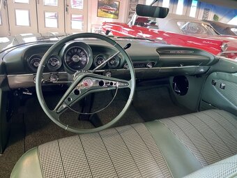 1960 Chevrolet Impala Sportcoupe - 13