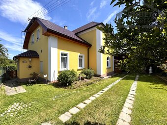 Bytová jednotka v RD s kolnou, skleníkem a zahradou  720  m2 - 13