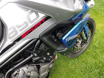 Triumph Tiger 850 Sport (2021) doplňky, QS, serviska, po ser - 13