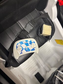 Elektrické autíčko Toyz Commander Tesla - 13