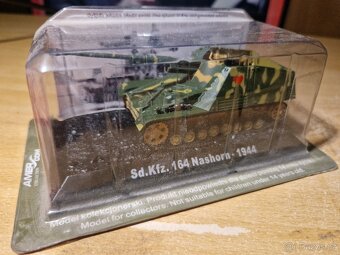 Modely armádních vozidel Amercon - 33 Ks - 13
