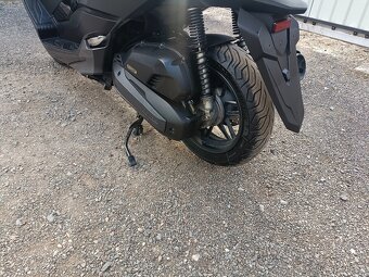 Honda Forza 125i ABS CZ doklady v ceně - 13
