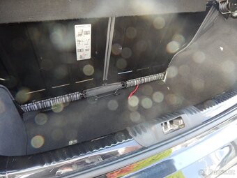 VW FOX 1,4 16V 55kW - 13