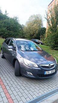 Opel Astra J sport tourer 1.4 - 13