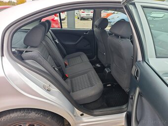 Octavia TOUR 1.6MPI 75kW - 13