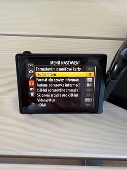 Nikon D5100+ objektiv 18-105mm+ příslušenství - 13