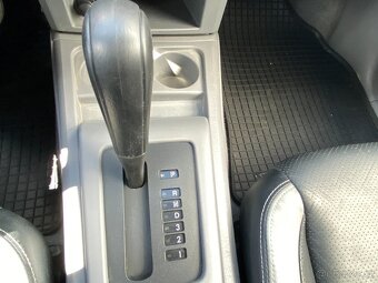 Ford Ranger 4x4 3,0TDCi 115kW automat - 13
