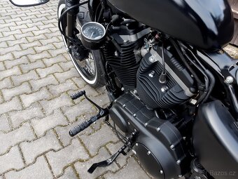 Harley Davidson Sportster Iron 883 bobber - 13