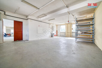 Prodej výrobního objektu, 2800 m², Planá, ul. Zámecká - 13