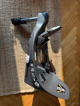 Vajíčko cybex cloud Z i-Size Rebellious + otočná Base Z - 13