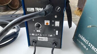 NOVÁ Svářecí stroj na plněný drát Flux SV120-F - 13