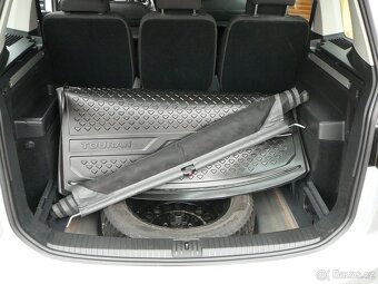 VW TOURAN 2.0 TDI 85KW DSG+F1 FULLLED NAVI ACC FRONT MASAGE - 13