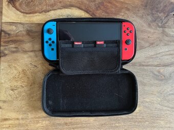 Nintendo Switch Oled model s kompletním vybavením - 13