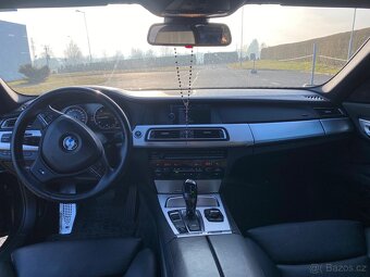 BMW 730D - 13