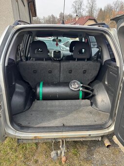 Toyota Rav4 2,0 VVT-i 110 KW r.v. 2003 LPG - 13
