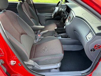 Kia Rio 1.4 71kW, ČR,10/2009, 1.majitel, serviska, nové STK - 13