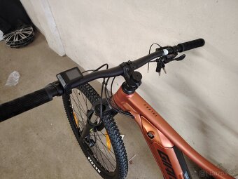 Nová horská elektrokola 29" Giant talon - 13