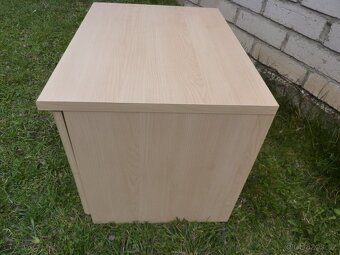 Noční stolek/ komoda, šířka 50 cm - 13