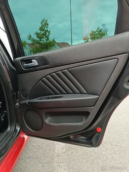Alfa Romeo 159 2.4 JTDM - 13