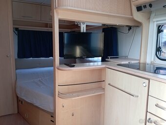 Karavan Calista 450, Soláry 400 Wp, rok 2003, 12V TV s DVD - 13