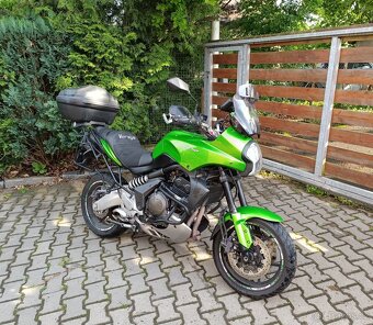 Kawasaki Versys 650 v plné polní - 13