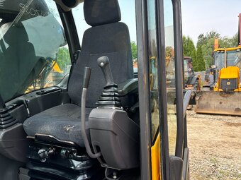 MECALAC 8 MCR MINI-HRABĚ - 13