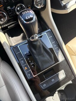 Škoda Superb 2.0 TDI 4x4 DSG 140kW LAURIN&KLEMENT CZ - 13