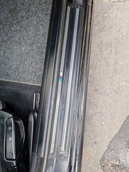 BMW 330xi Touring (E91) – xDrive – 3.0 benzín Automat Rok vý - 13