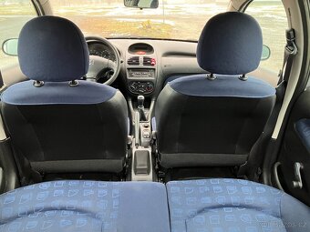 Peugeot 206 - 13
