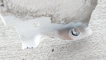 Nissan NV200 : Blatníky přední bílé - 13