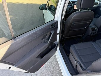 VW Touran United 2.0TDi dsg 110kw m.ř.2021 full LED tažné - 13