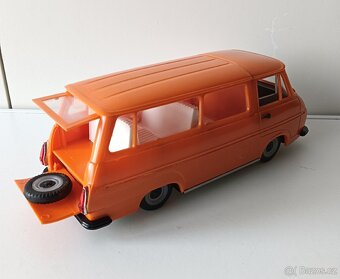 Škoda 1203 oranžová KDN stará hračka Kaden - 13