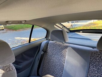 Škoda Octavia I (v plné výbavě) - 13