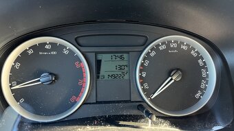 Škoda Fabia II 1.4 16V 63kW hatchback - Najeto 149 000 km - 13