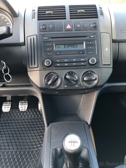 Volkswagen polo 1,9 TDi CROSS - 13