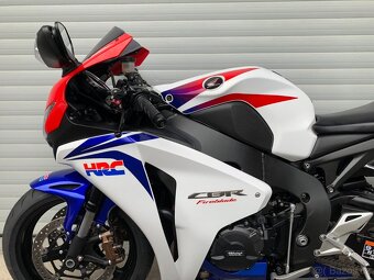 Honda CBR 1000RR 50th anniversary edition - 13