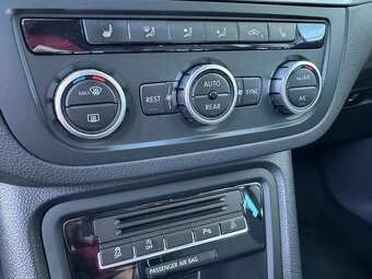 Volkswagen Sharan, 2.0TDI DSG 7 míst - 13