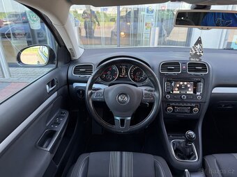 Volkswagen Golf 2,0 TDI 103kW MATCH 1.MAJITEL COM - 13