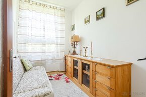 Prodej rodinného domu 358 m², pozemek 1 315 m² Slabce - 13