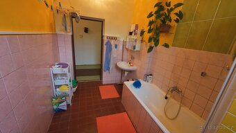 Prodám dvojbyt o rozloze117m2 rozdělěn na 1+1 a 2+1 - 13