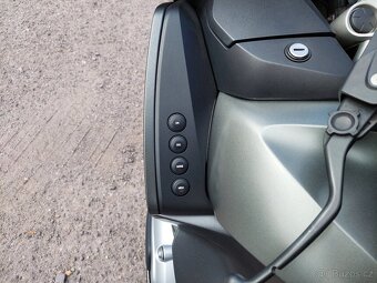 BMW R 1200 RT LC - 13