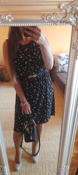 Janina kvítkové viskózové krátké šaty - 13