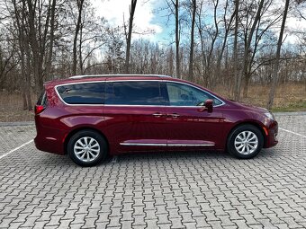 Chrysler pacifica 3.6 v6 sedmičlenný LPG - 13