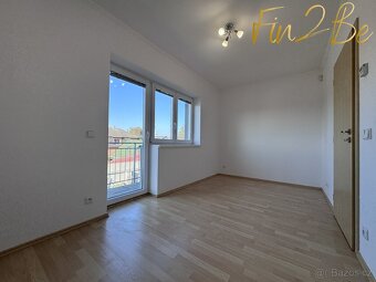 Pronajmu krásný mezonet 4kk v RD s garáží a zahradou - Běcho - 13