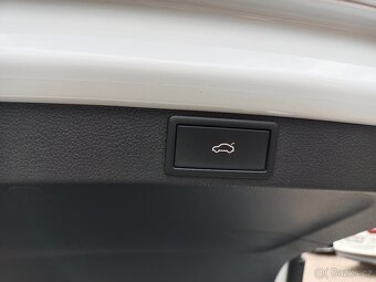 Škoda Octavia 4 Combi 2.0TDI 110kW DSG Webasto Virtual ACC - 13