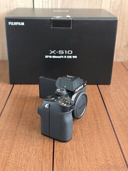 Fujifilm X-S10 - 4 objektívy - 13