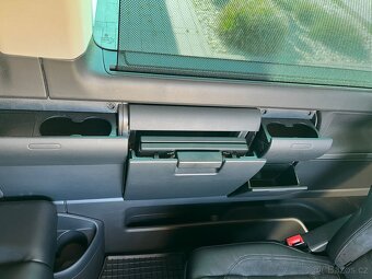 VW Multivan T6 generation six - 13