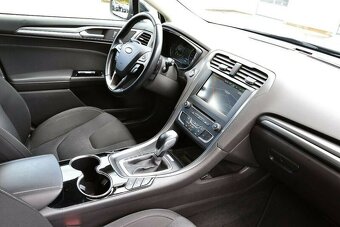 Ford Mondeo V. 2,0 TDCi 110KW Navigace, parkov. as. - 13