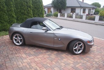 BMW Z4 2.5i (141kw) manuál, dovoz DE, XENONY, SUPER STAV - 13